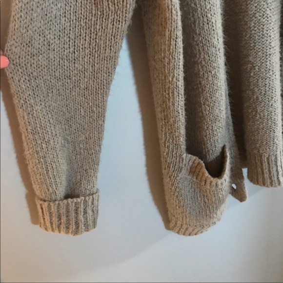 Cardigan - Picture 4 of 4